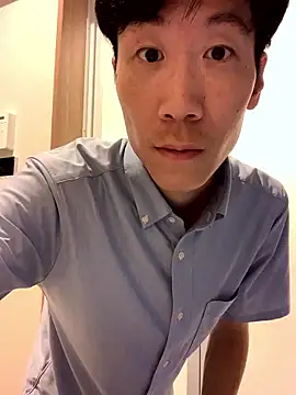 Snapshot of aki_2727 chatting on 09/30/25, 10:31 aki 2727 online show from 09/30/25, 10:31