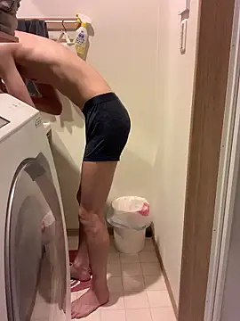 Snapshot of aki_2727 chatting on 10/09/25, 01:14 aki 2727 online show from 10/09/25, 01:14