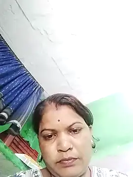 Snapshot of Bhavna_hot chatting on 09/16/25, 03:40 Bhavna hot online show from 09/16/25, 03:40