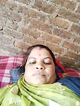 Snapshot of Bhavna_hot chatting on 01/18/26, 06:17 Bhavna hot online show from 01/18/26, 06:17