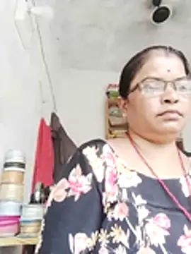 Snapshot of Bhavna_hot chatting on 07/03/26, 12:44 Bhavna hot online show from 07/03/26, 12:44