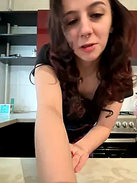 Snapshot of SugarBabyIvy chatting on 10/27/25, 05:11 SugarBabyIvy online show from 10/27/25, 05:11