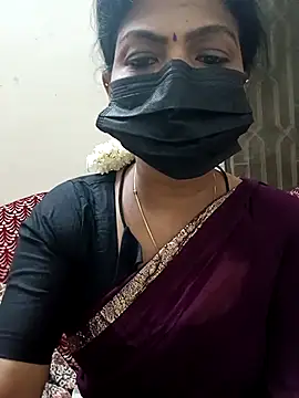 Snapshot of Rithya27 chatting on 09/13/25, 06:29 Rithya27 online show from 09/13/25, 06:29