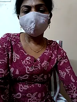 Snapshot of Rithya27 chatting on 10/05/25, 04:27 Rithya27 online show from 10/05/25, 04:27