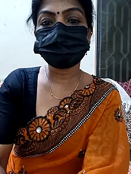 Snapshot of Rithya27 chatting on 10/10/25, 06:07 Rithya27 online show from 10/10/25, 06:07