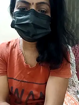 Snapshot of Rithya27 chatting on 10/13/25, 06:08 Rithya27 online show from 10/13/25, 06:08