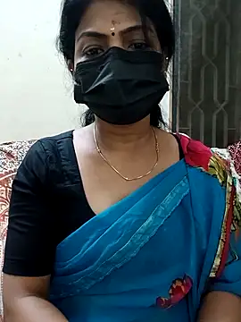 Snapshot of Rithya27 chatting on 10/23/25, 06:39 Rithya27 online show from 10/23/25, 06:39