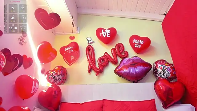 AtheneaArbelaez  online show from 09/22/25, 12:51