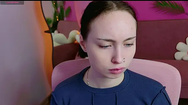 MonikaCarter online show from 12/05/25, 12:36