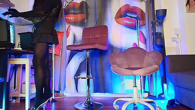 utopia2025 online show from 02/11/26, 11:32