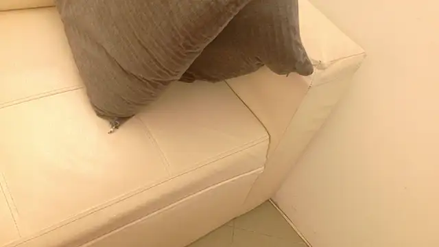 Snapshot of Angel_saez chatting on 09/19/25, 11:00 Angel saez online show from 09/19/25, 11:00