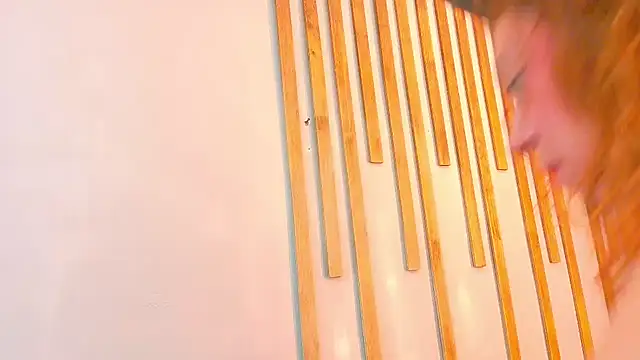 Snapshot of Angel_saez chatting on 10/10/25, 12:04 Angel saez online show from 10/10/25, 12:04