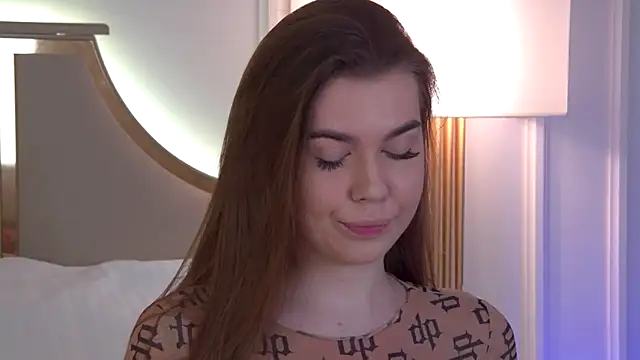 AshleyEvance online show from 11/29/25, 03:53