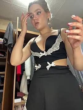 Snapshot of April_Purr chatting on 04/25/26, 01:36 April Purr online show from 04/25/26, 01:36
