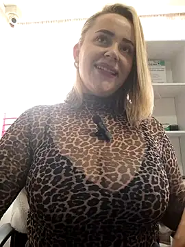 CurvyLust x online show from 09/13/25, 02:39