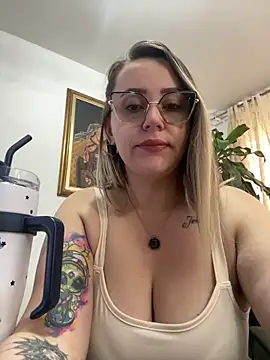 CurvyLust x online show from 05/11/26, 02:12