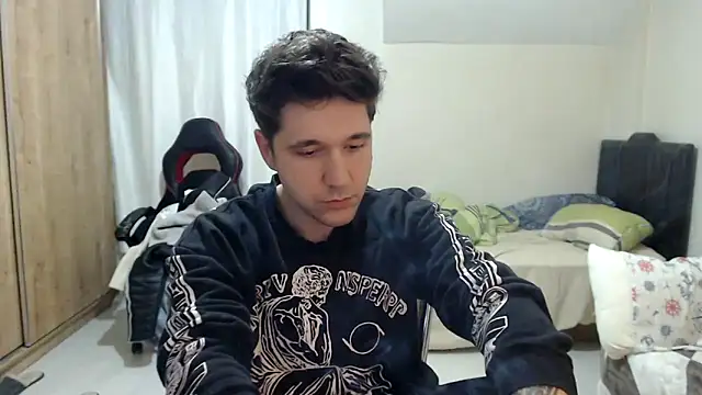 2handsomemann online show from 10/10/25, 06:51