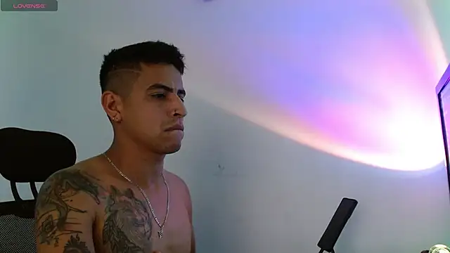 Juann-cock online show from 04/04/26, 06:49