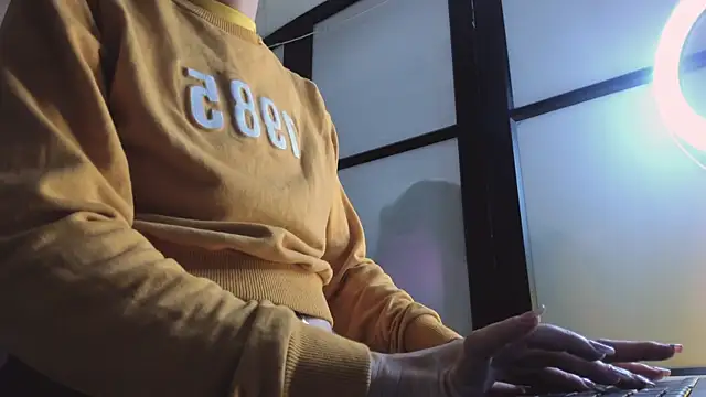 ShaunaDream online show from 09/12/25, 03:39