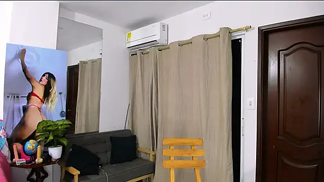 zou quira online show from 02/13/26, 01:45