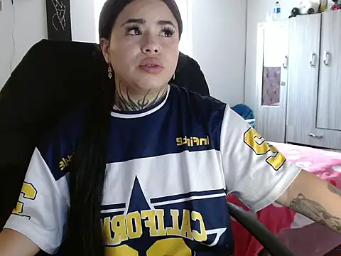 selena rose      online show from 03/13/26, 05:41