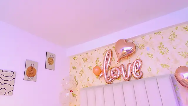 Samanta Isel online show from 02/12/26, 03:12