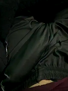 Snapshot of monster20cm chatting on 11/09/25, 10:52 monster20cm online show from 11/09/25, 10:52