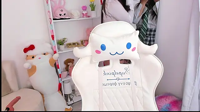 dolce antonellaa online show from 02/17/26, 03:36