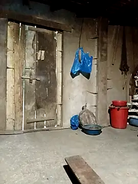 quynhkoolbae online show from 10/23/25, 10:14