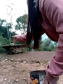 quynhkoolbae online show from 11/30/25, 11:20