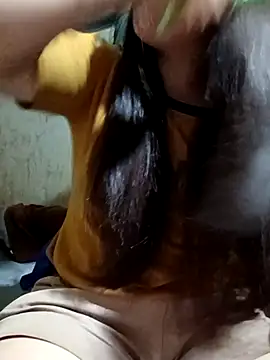 quynhkoolbae online show from 04/07/26, 11:37