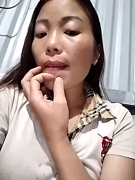 Snapshot of Annaacutee chatting on 10/07/25, 01:30 Annaacutee online show from 10/07/25, 01:30