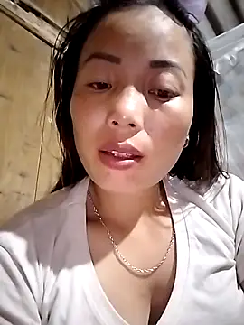 Snapshot of Annaacutee chatting on 10/12/25, 12:59 Annaacutee online show from 10/12/25, 12:59