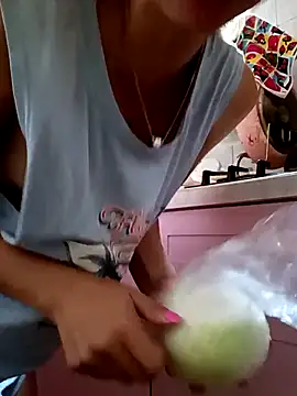 Snapshot of MoonBlueSex chatting on 10/02/25, 04:47 MoonBlueSex online show from 10/02/25, 04:47