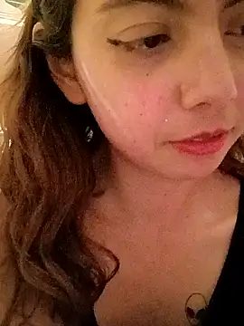 Snapshot of MoonBlueSex chatting on 11/01/25, 05:09 MoonBlueSex online show from 11/01/25, 05:09