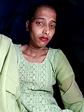 Snapshot of Pinki_thakur_1 chatting on 10/08/25, 06:38 Pinki thakur 1 online show from 10/08/25, 06:38