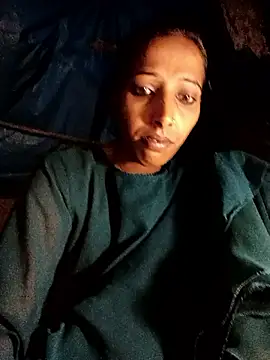 Snapshot of Pinki_thakur_1 chatting on 10/13/25, 06:19 Pinki thakur 1 online show from 10/13/25, 06:19