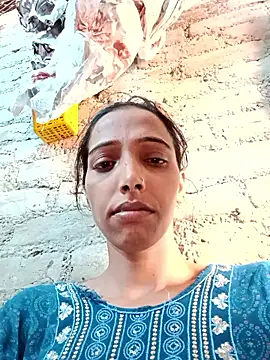 Snapshot of Pinki_thakur_1 chatting on 10/16/25, 04:02 Pinki thakur 1 online show from 10/16/25, 04:02