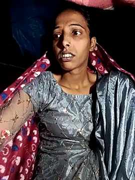 Snapshot of Pinki_thakur_1 chatting on 10/18/25, 10:10 Pinki thakur 1 online show from 10/18/25, 10:10