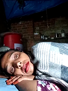 Snapshot of Pinki_thakur_1 chatting on 11/28/25, 05:37 Pinki thakur 1 online show from 11/28/25, 05:37