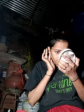 Pinki thakur 1 online show from 04/20/26, 07:37