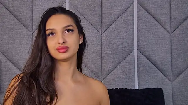 Kimberlymav online show from 12/22/25, 05:15