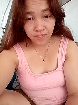 miumiu 00 online show from 10/02/25, 01:12