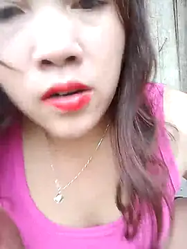 miumiu 00 online show from 10/04/25, 05:05