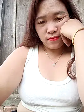 miumiu 00 online show from 10/09/25, 03:26