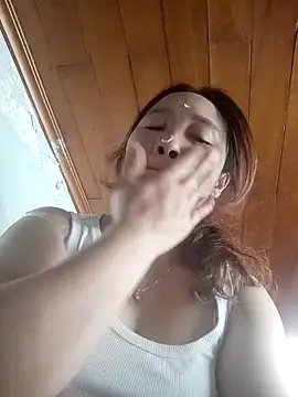 miumiu 00 online show from 03/06/26, 09:28