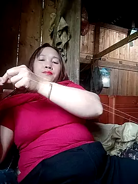 miumiu 00 online show from 03/20/26, 09:03