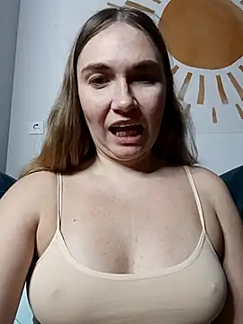 KisaVixen online show from 11/08/25, 05:01