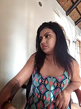 Indian GlowingMiax online show from 12/20/25, 05:14