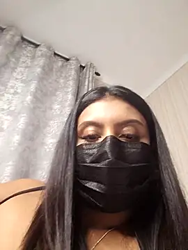 Indian GlowingMiax online show from 04/08/26, 07:58